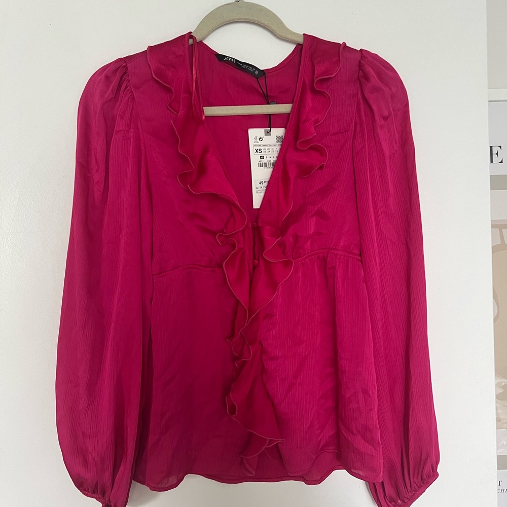 Ruffled top